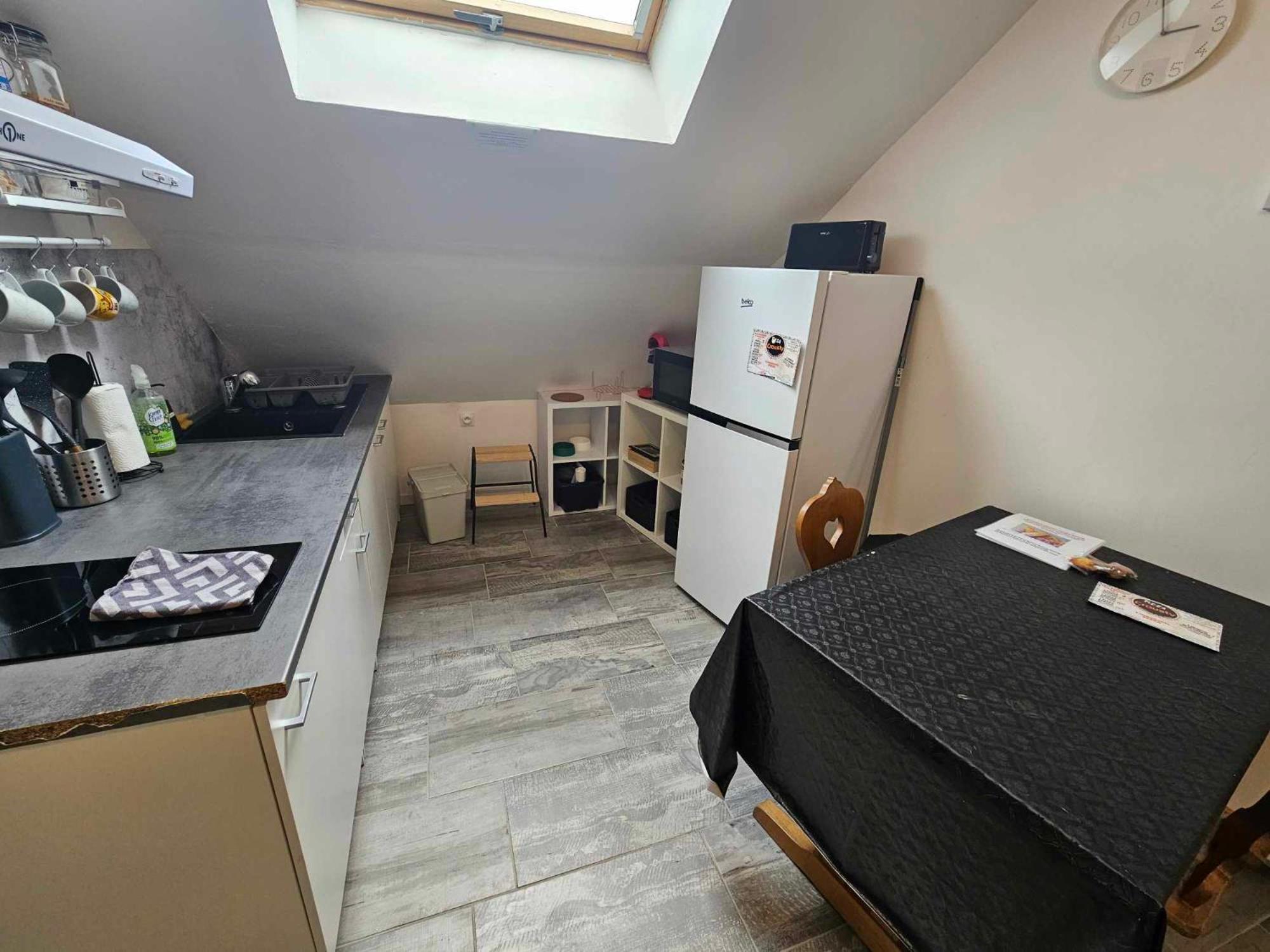 Studios Du Cedre Cuvilly Extérieur photo